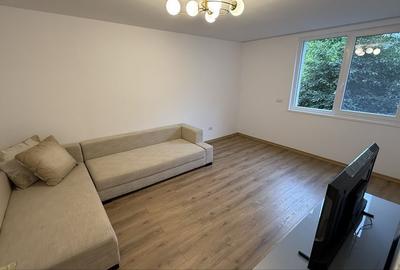 Apartament cu 2 camere decomandat, mobilat în Exterior Vest