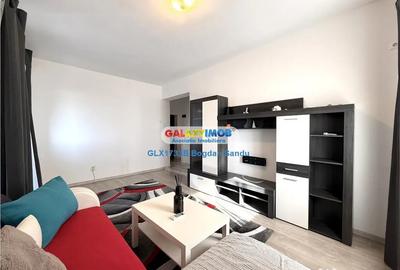 Apartament cu 3 camere semidecomandat, mobilat în Central