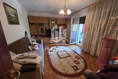 Apartament cu 3 camere decomandat în Moroasa 2 - 2