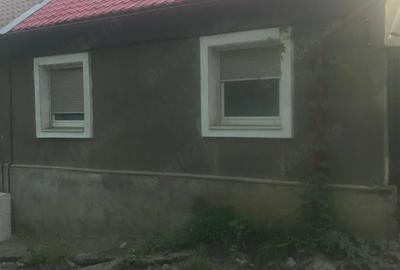 Casă cu Teren 750 Mp în Doman