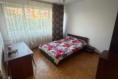 Apartament cu 2 camere decomandat, mobilat în Eroii Revoluției