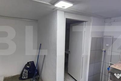 Spațiu comercial, de 50 mp, în Central - 2