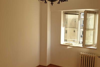 Apartament cu 4 camere decomandat în Exterior Vest - 2