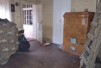 Casă cu 6 camere în Traian - 3