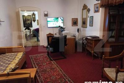 Casă cu 4 camere cu Teren 100 Mp în Central - 7