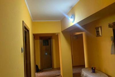 Apartament cu 2 camere decomandat în Central - 2
