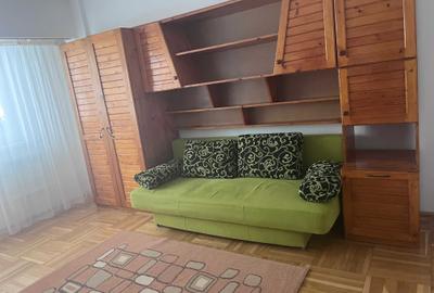 Garsonieră decomandată în Central - 3