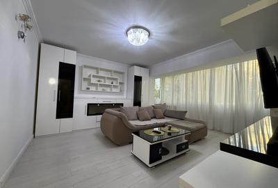 Apartament cu 3 camere decomandat, mobilat în Tineretului