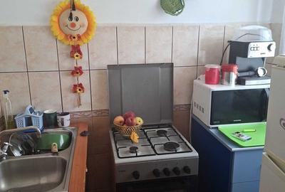 Garsonieră decomandată în Iosia