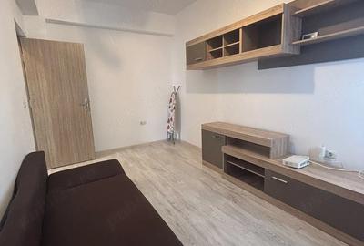 Apartament cu 2 camere decomandat în Galata