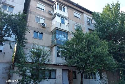 Apartament cu 2 camere decomandat în Galați