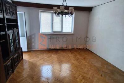 Apartament cu 3 camere decomandat, mobilat în 23 August - 2