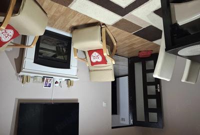 Apartament cu 4 camere decomandat în Central - 2