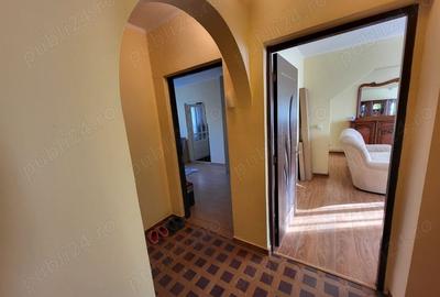Apartament cu 3 camere semidecomandat în Baia Sprie - 2