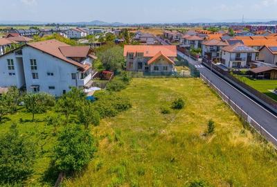 Teren Construcții intravilan de 885 mp, în Central - 6