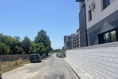 Spațiu comercial, în Central