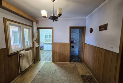 Casă individuală cu 7 camere cu Canalizare în Andronache - 7