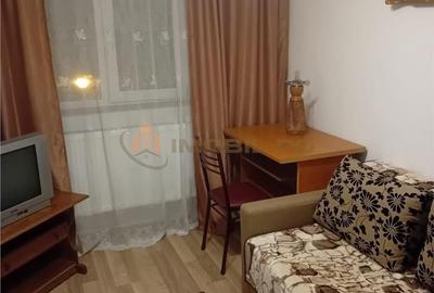 Apartament cu 3 camere semidecomandat în Alexandru cel Bun