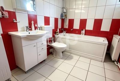 Duplex cu 8 camere cu Canalizare în Prundu - 9