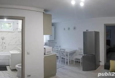 Garsonieră decomandată în Central - 8