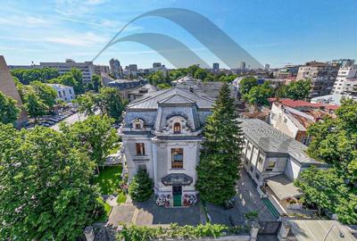 Casă individuală cu 63 camere cu Canalizare în P-ța Romană - 1