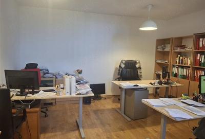 Apartament cu 2 camere semidecomandat în Ultracentral