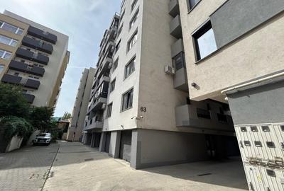 Apartament cu 2 camere semidecomandat, mobilat în 13 Septembrie - 2