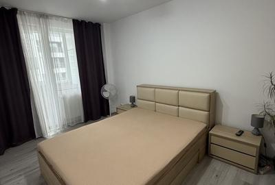 Apartament cu 2 camere semidecomandat în Florești