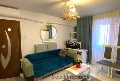 Apartament cu 3 camere semidecomandat în Central