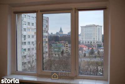 Apartament cu 2 camere decomandat în Palat - 1