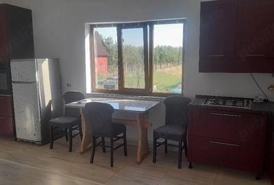 Casă cu 2 camere cu Teren 30 Mp în Central - 2