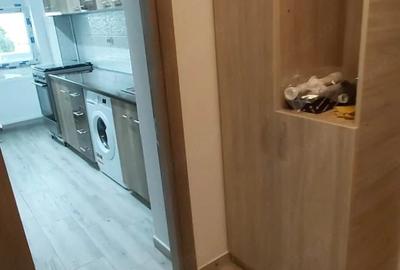 Garsonieră decomandată în Tei