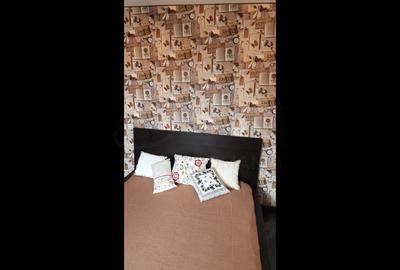 Apartament cu 2 camere decomandat în Victoriei