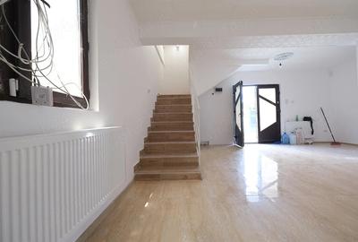 Casă cu 4 camere cu Teren 350 Mp în Central - 2