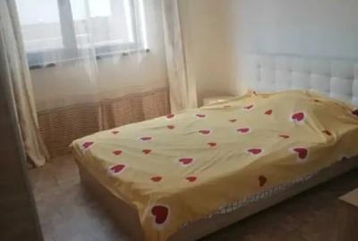 Casă cu 3 camere în Olteni