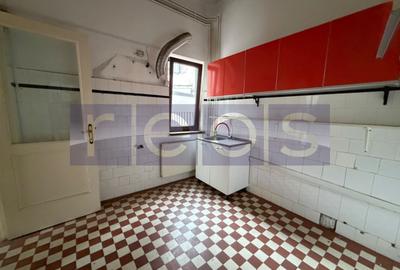 Casă individuală cu 10 camere cu Canalizare în Dacia - 20