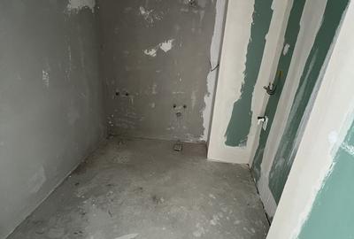 Apartament cu 2 camere decomandat în Pietroasa - 1