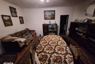 Casă cu 3 camere cu Teren 636 Mp în Cetate - 1