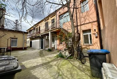 Apartament cu 3 camere în Parcul Carol - 10