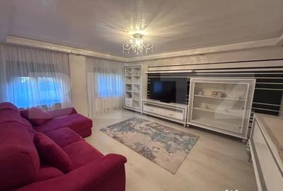 Apartament cu 3 camere decomandat în George Enescu