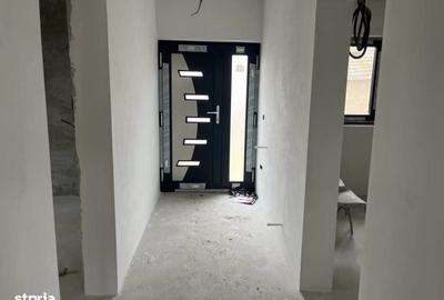 Casă cu 4 camere în Berteștii de Jos