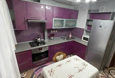 Apartament cu 2 camere în Apărătorii Patriei