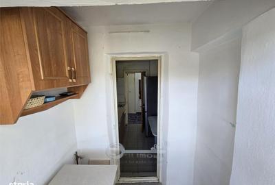 Apartament cu 2 camere decomandat în Alexandru cel Bun - 8