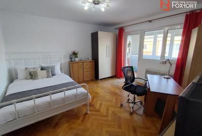 Apartament cu 3 camere decomandat, mobilat în Girocului