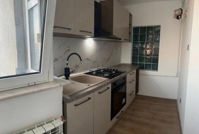 Apartament cu 4 camere decomandat în Central - 5