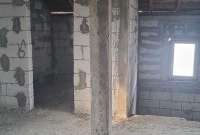 Casă cu 4 camere în Central - 10