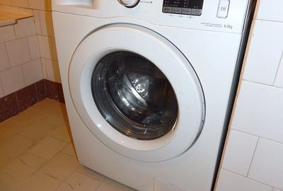 Apartament cu 2 camere decomandat în Central - 2