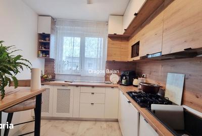 Apartament cu 3 camere decomandat, mobilat în Ozana - 12