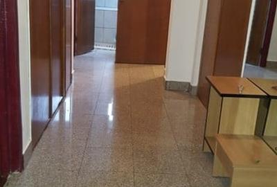 Apartament cu 3 camere decomandat în Giurgiului - 2