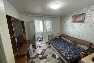 Apartament cu 2 camere decomandat în Tătărași